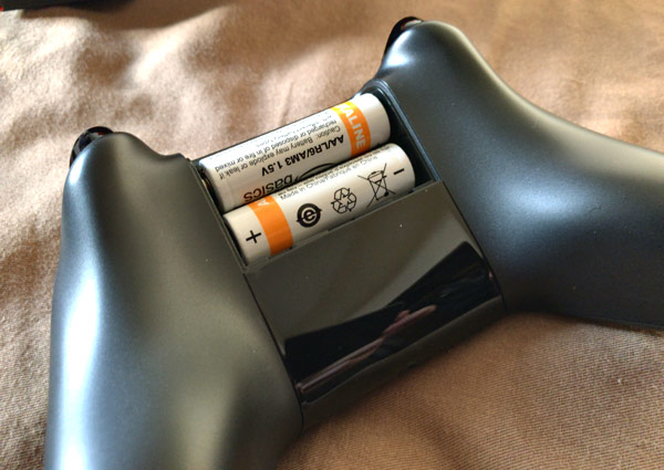 Fire TVゲームコントローラーの電池
