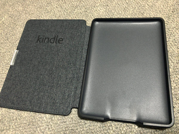 Amazon Kindle Paperwhite用レザーカバー